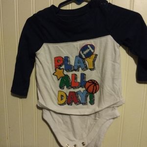 Dk. Blue Long sleeve graphic onesie